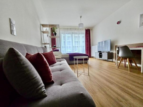 EASY RENT Apartments- Business Center 101